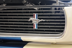 SFM6S090 Running Horse Emblem a